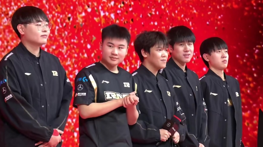 长约成谈判 长约成谈判